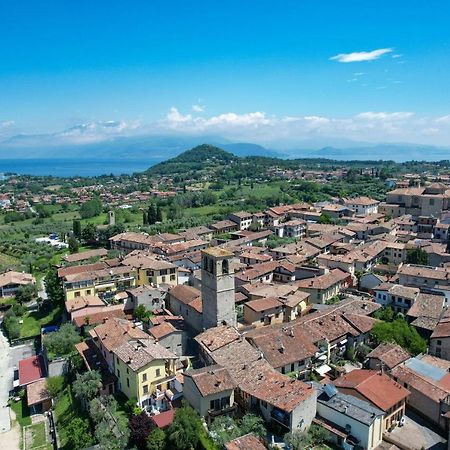 Appartamento Nel Borgo Манерба-дель-Гарда Екстер'єр фото
